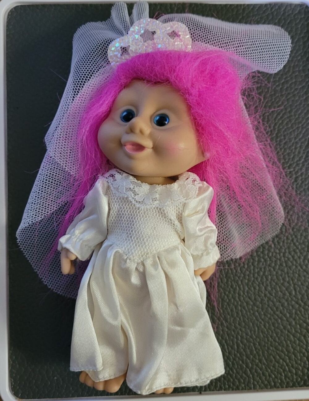 1992 Applause Pink Hair Bride Troll Doll